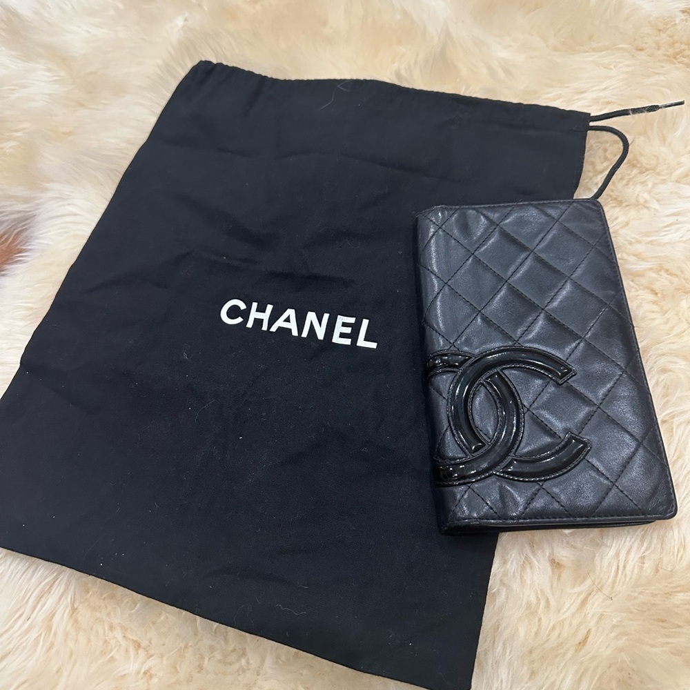 Preloved Chanel Cambon Bifold
Quilted Long Wallet with pink interior
